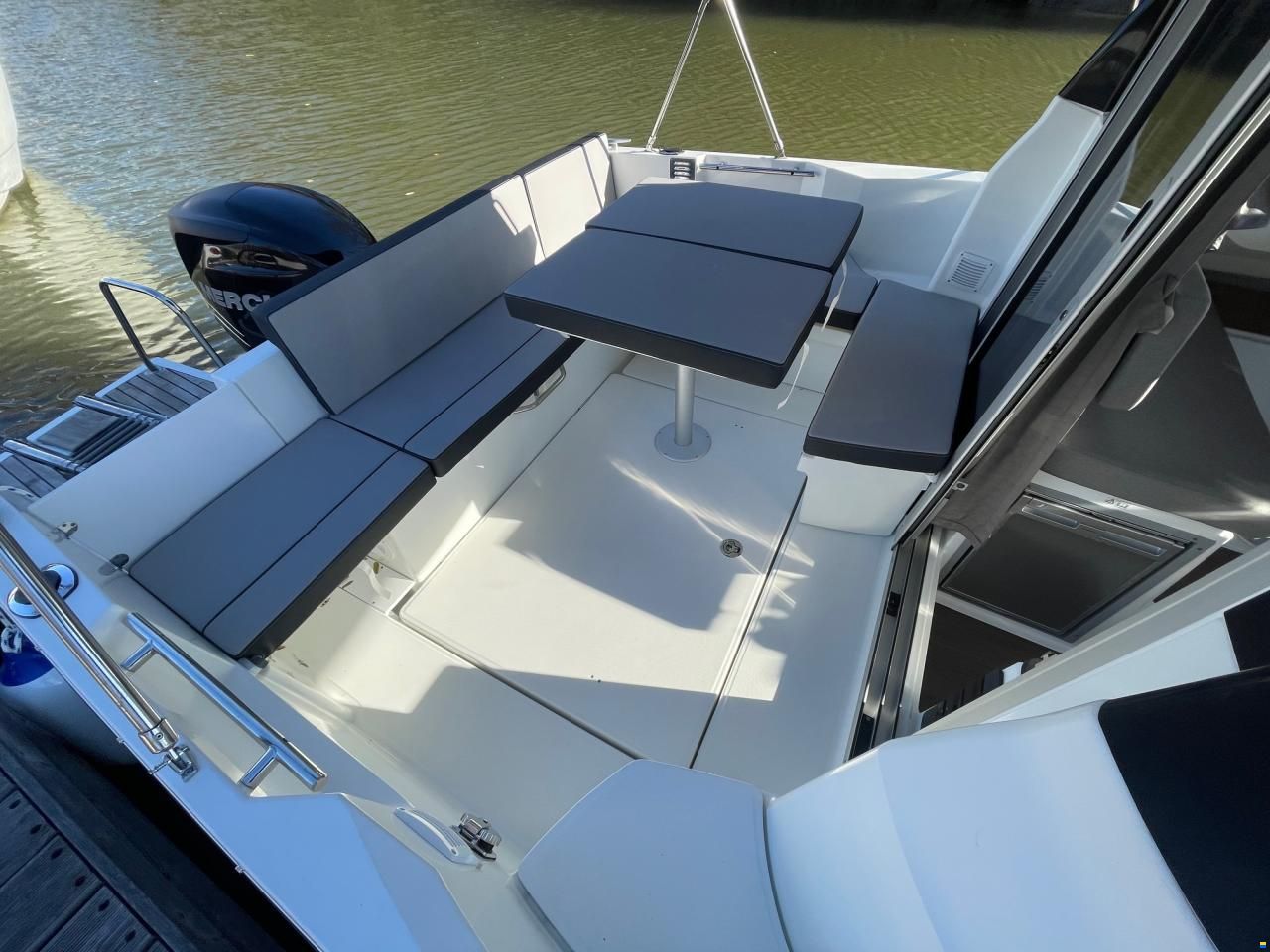 Jeanneau Merry Fisher 795