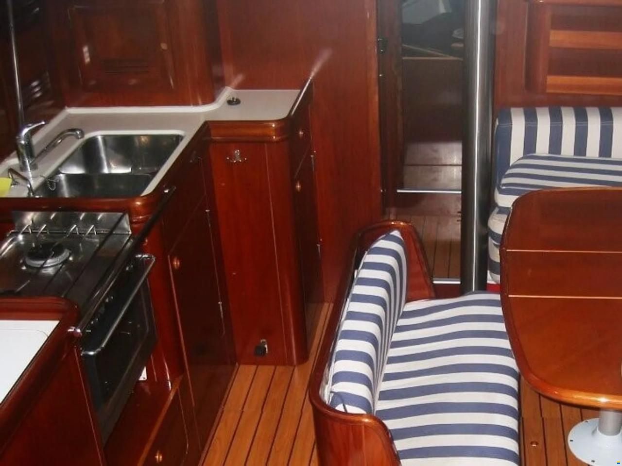 Beneteau Oceanis Clipper 411