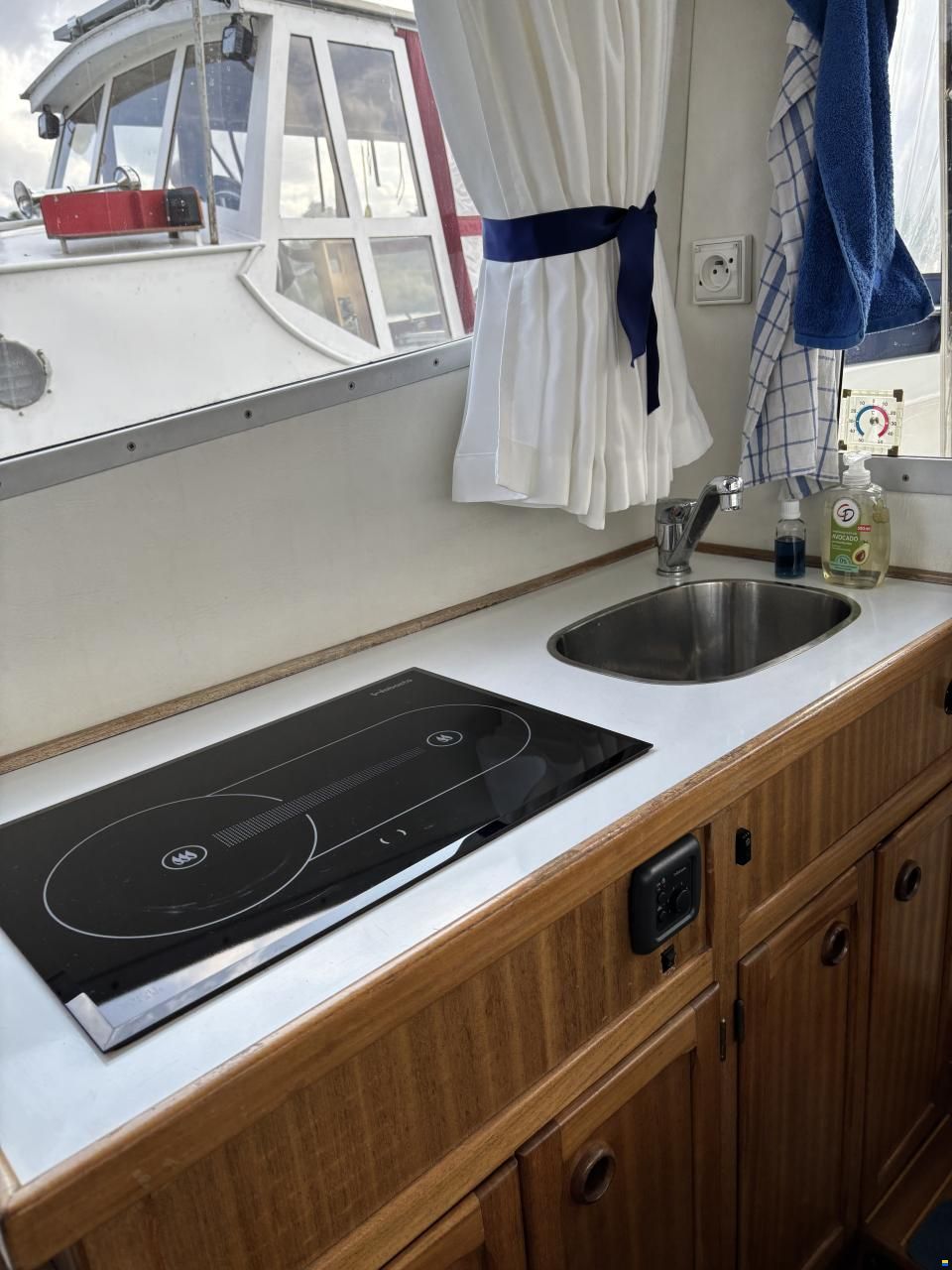 Galeon Caprice 26 Fly