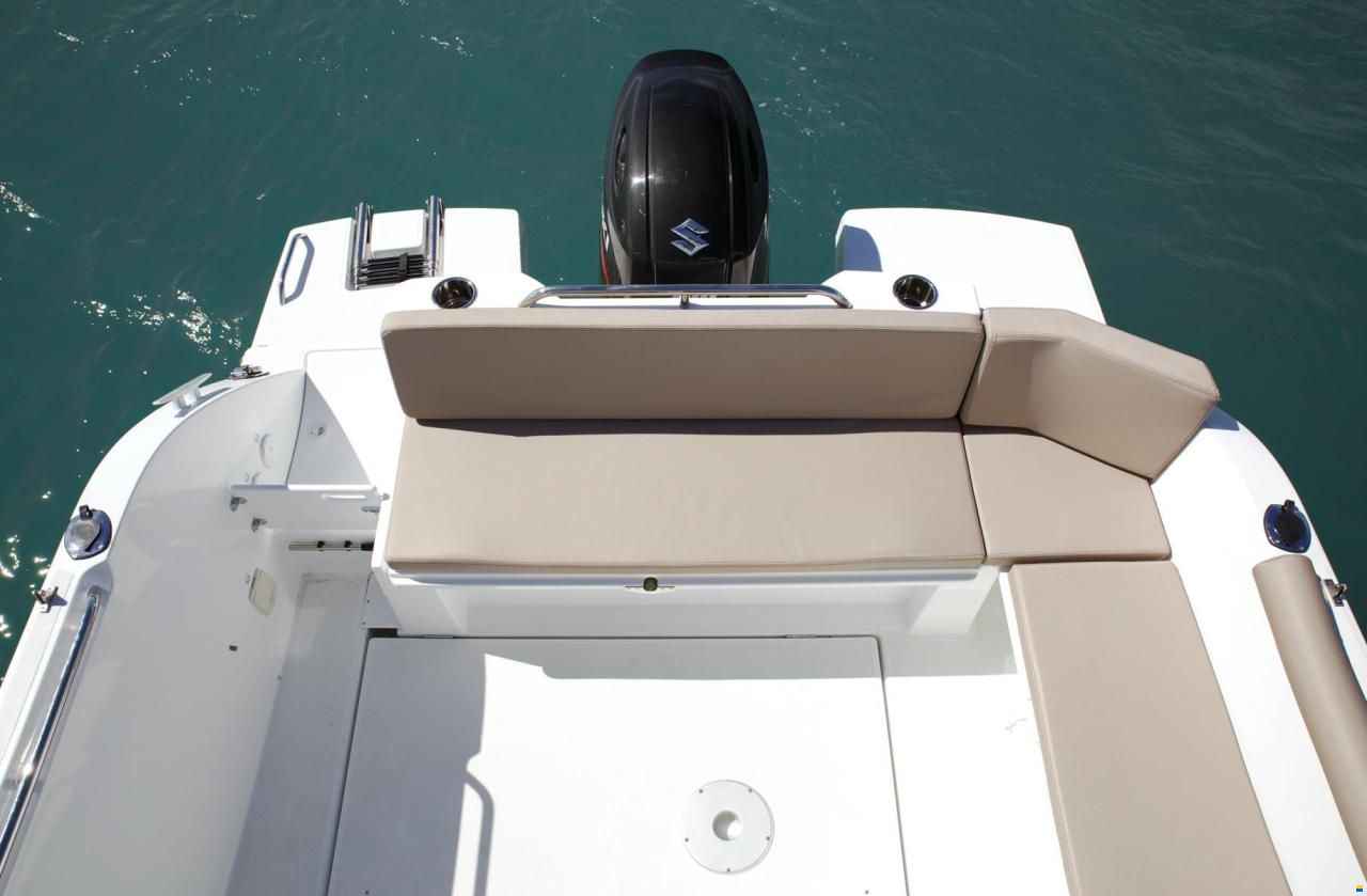 Beneteau Antares 8
