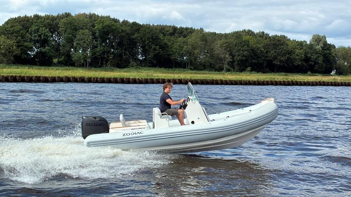 Zodiac Medline 5.8 RIB