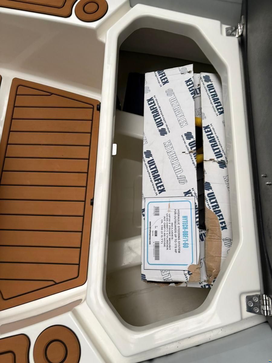 Zodiac Medline 5.8 RIB. Deze RIB is aanwezig op
