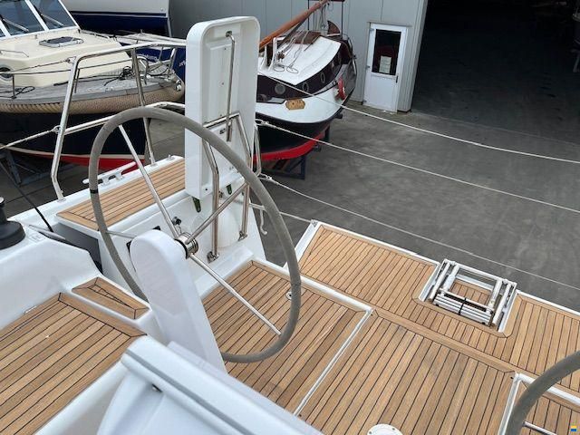 Hanse 388