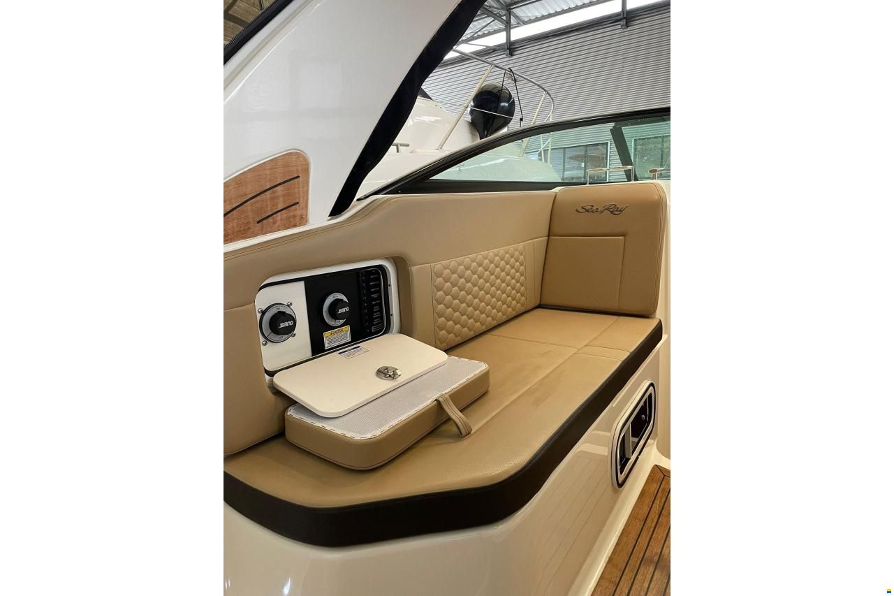 Sea Ray 265 Sundancer