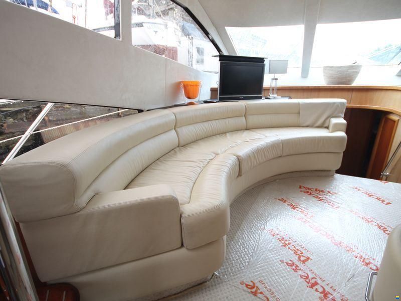 Sunseeker Manhattan 66