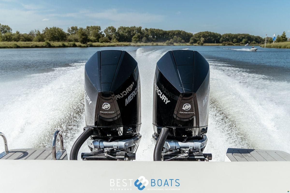 Pirelli 35 Outboard