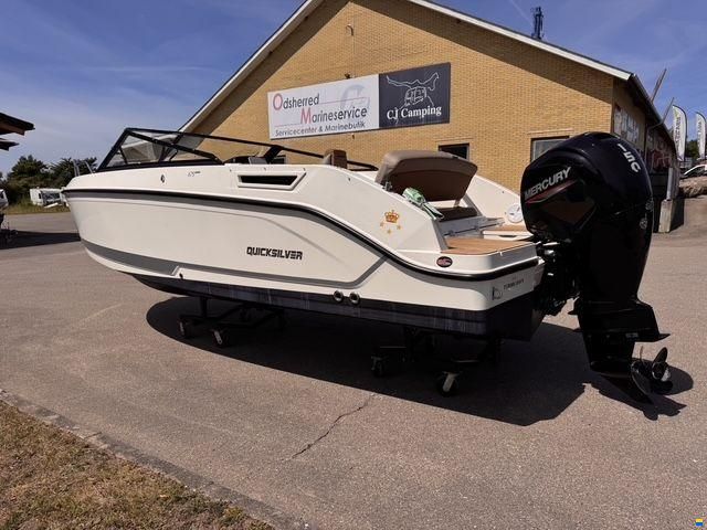 Quicksilver CR 675 mercury 150 HK Quick