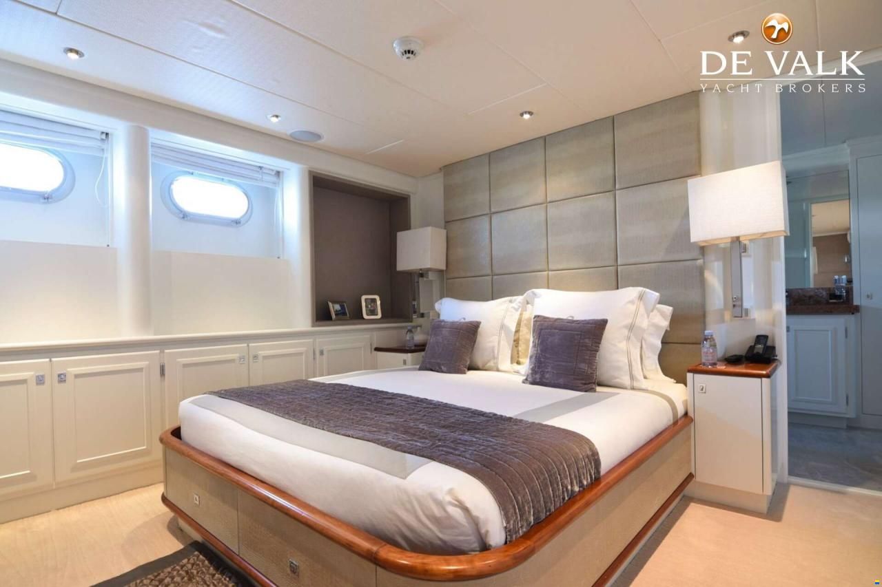 Heesen 42 M
