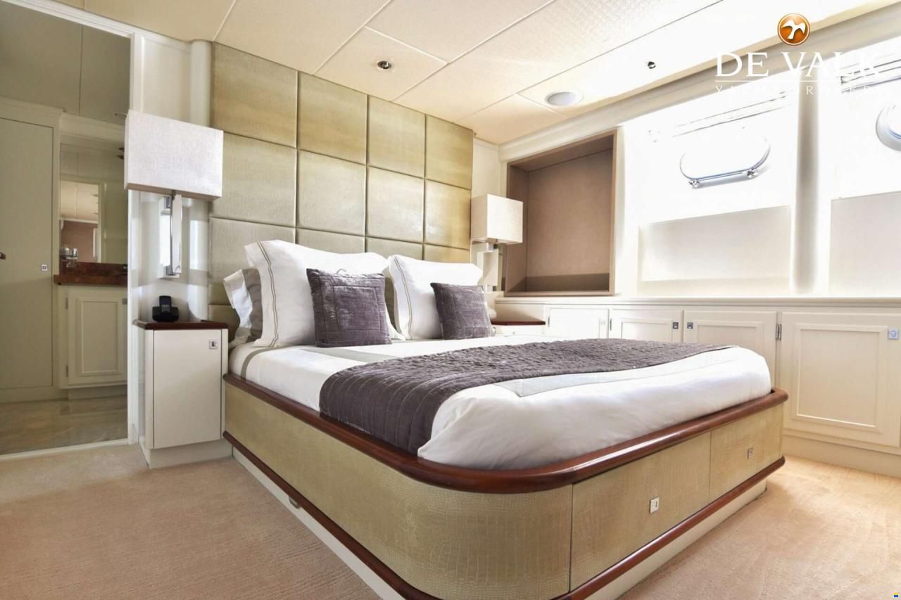 Heesen 42 M