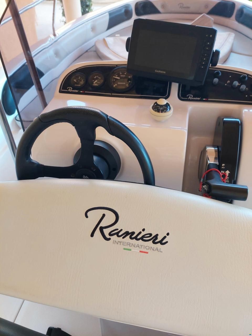 Ranieri Voyager 17