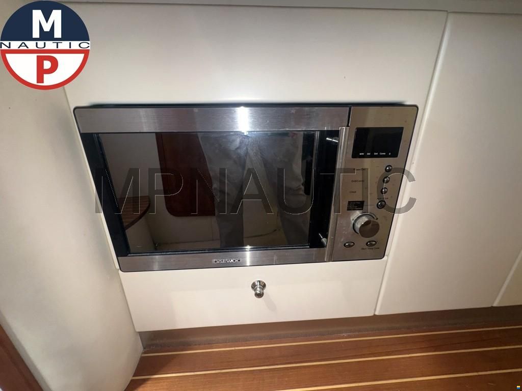 Sessa OYSTER 30