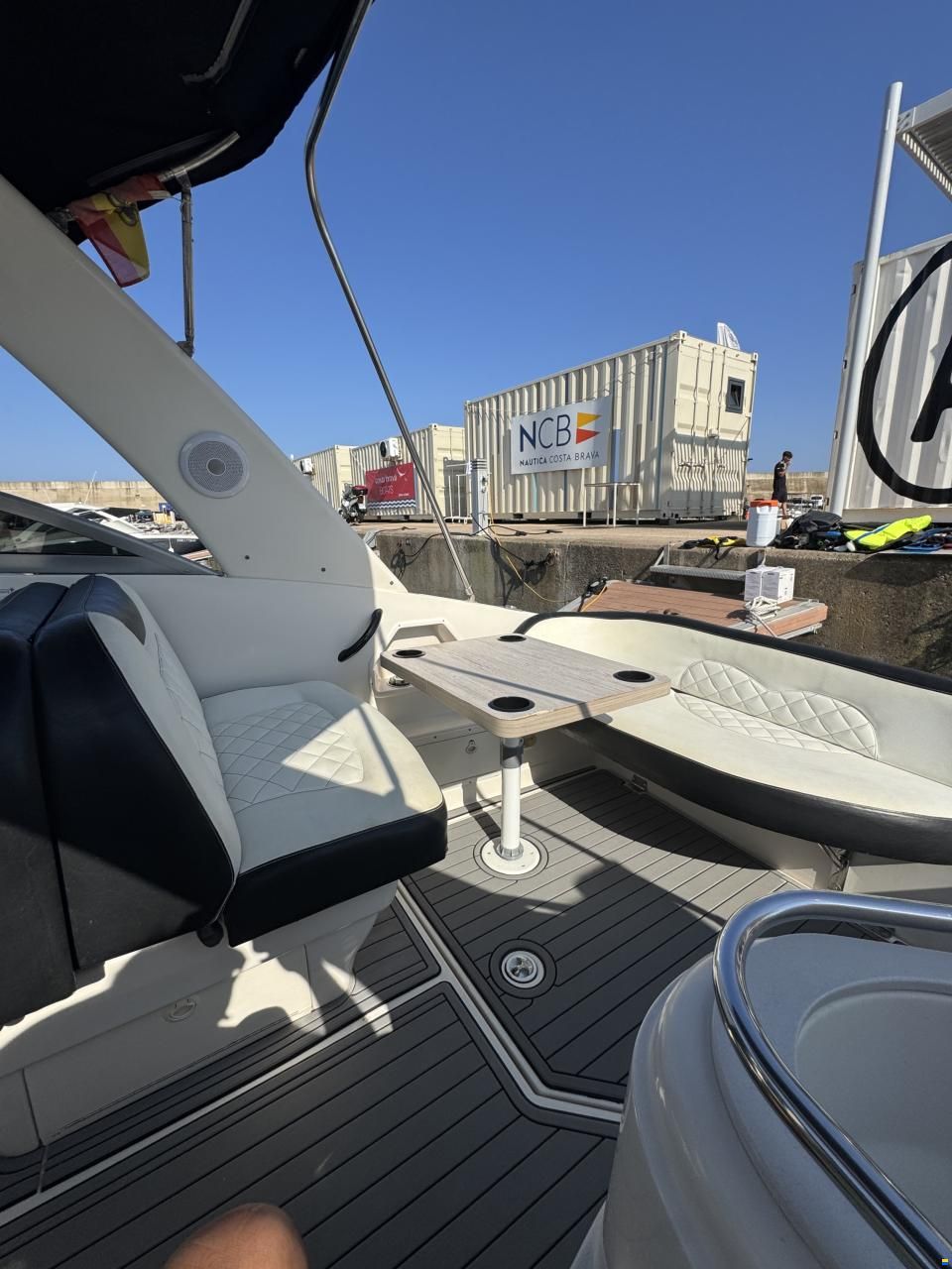 Monterey 270