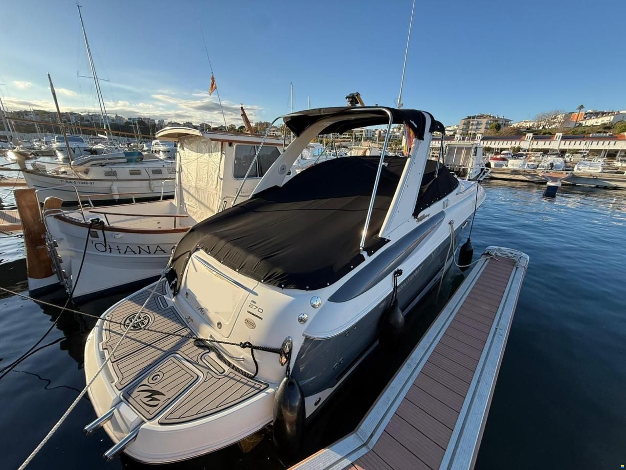 Monterey 270