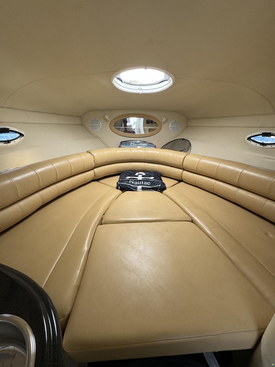 Monterey 270