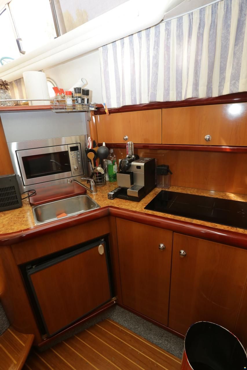 Sealine 360 Statesman