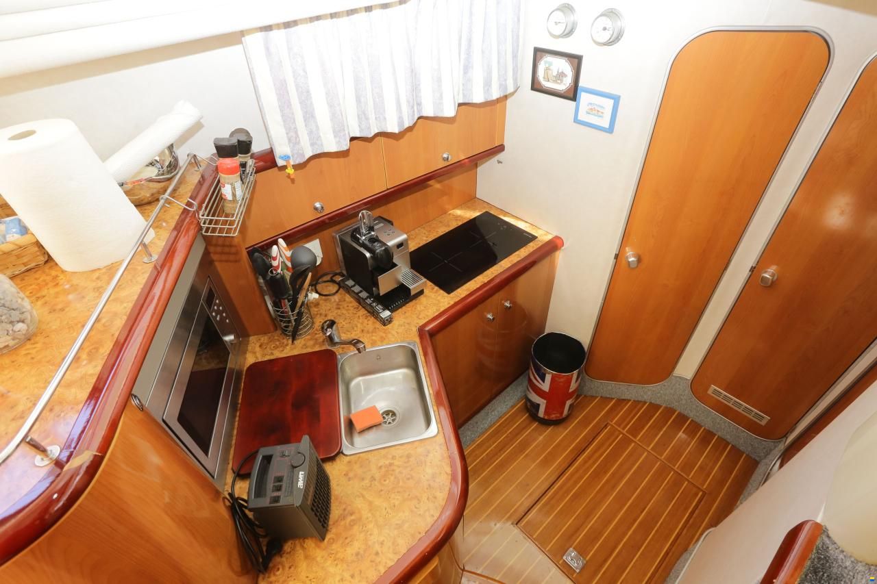 Sealine 360 Statesman
