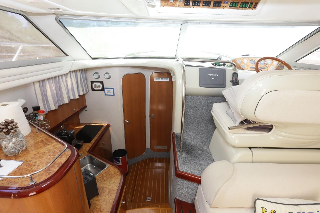 Sealine 360 Statesman
