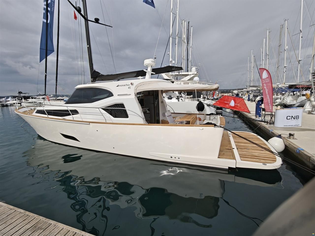 Monachus 47 RC