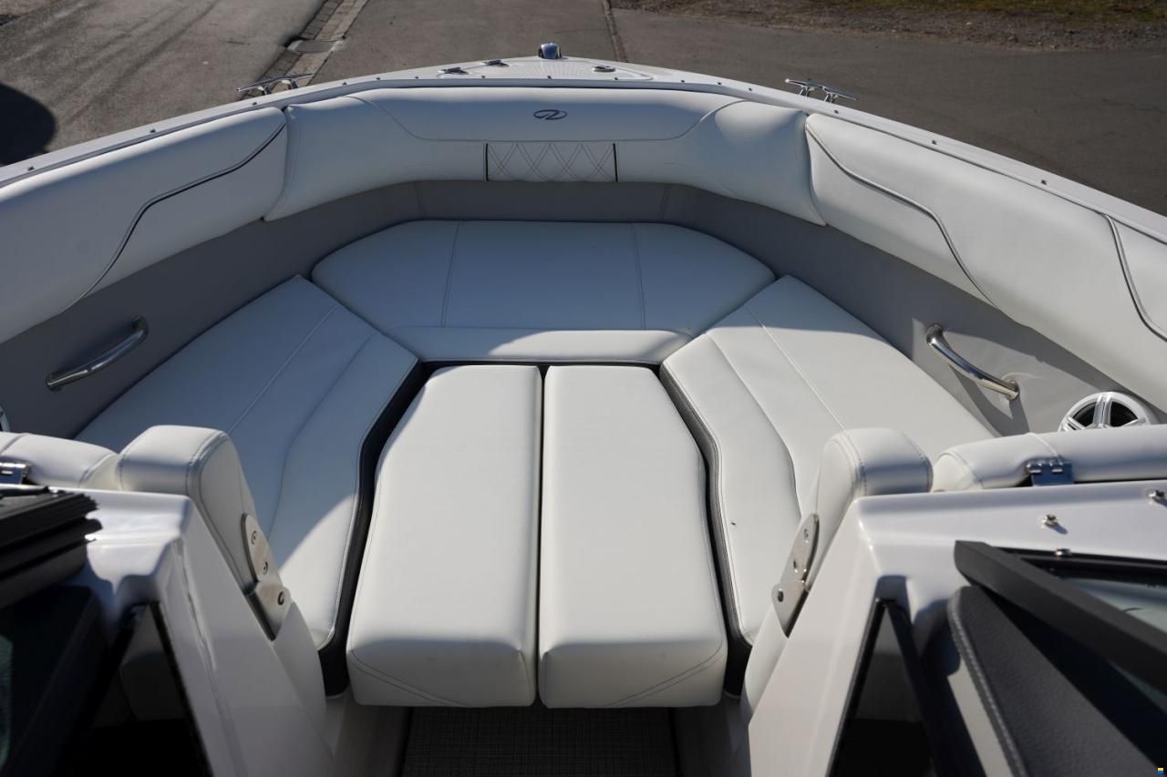 Regal LS 2 BOWRIDER