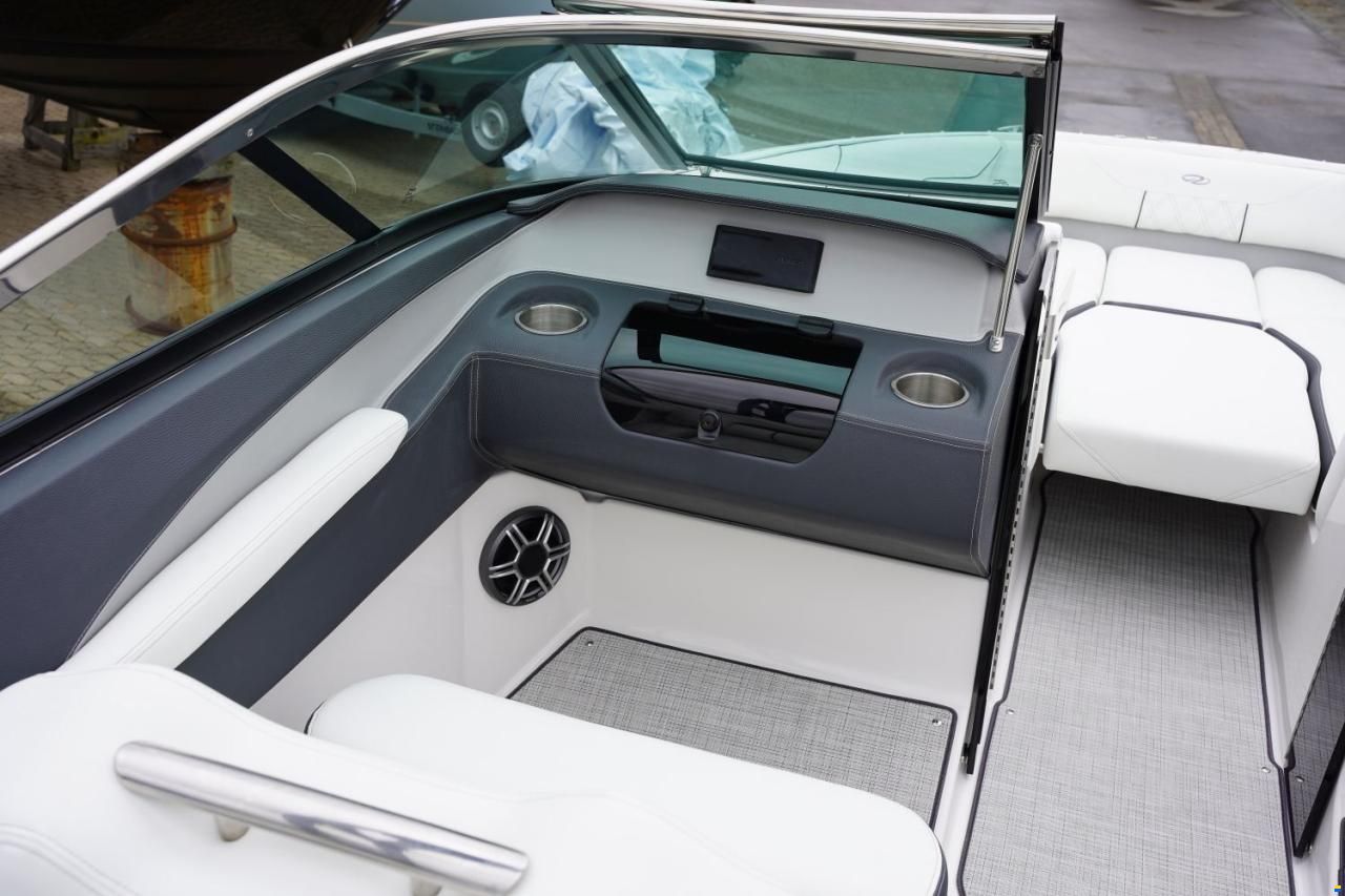 Regal LS 4 BOWRIDER
