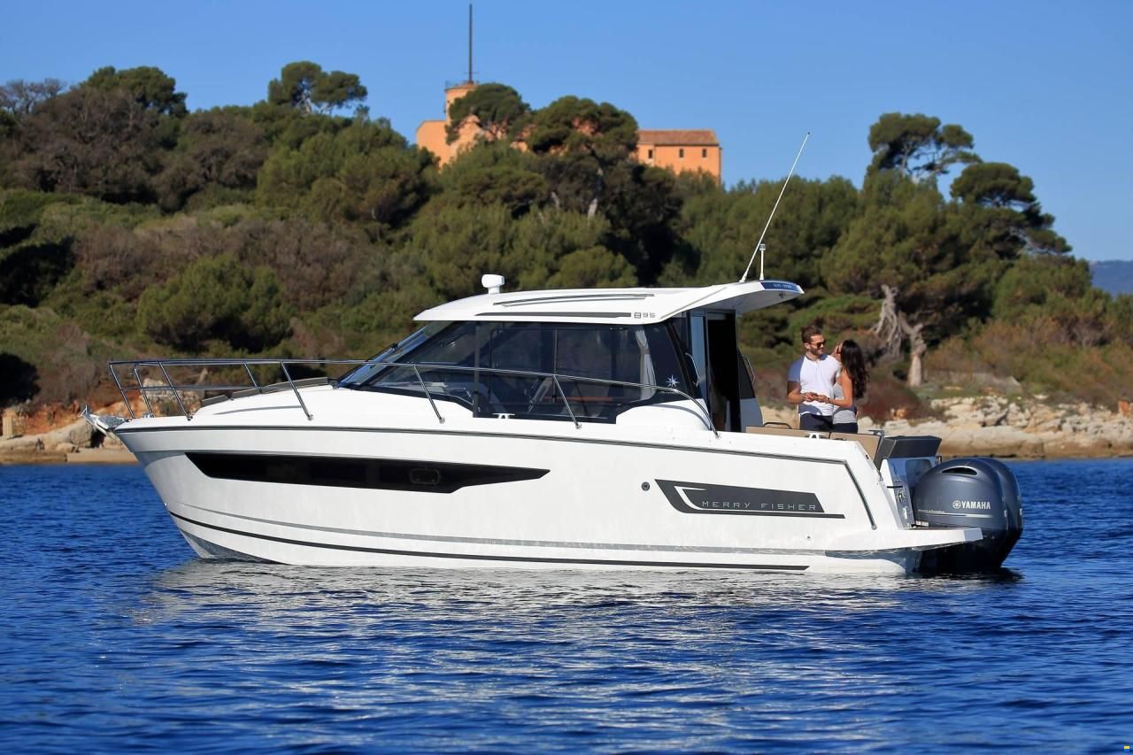 Jeanneau 895 Merry Fisher Cruiser
