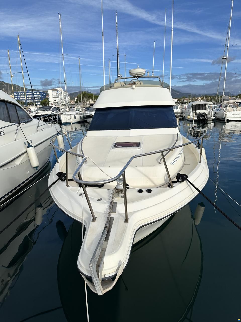 Rodman 970 Fly