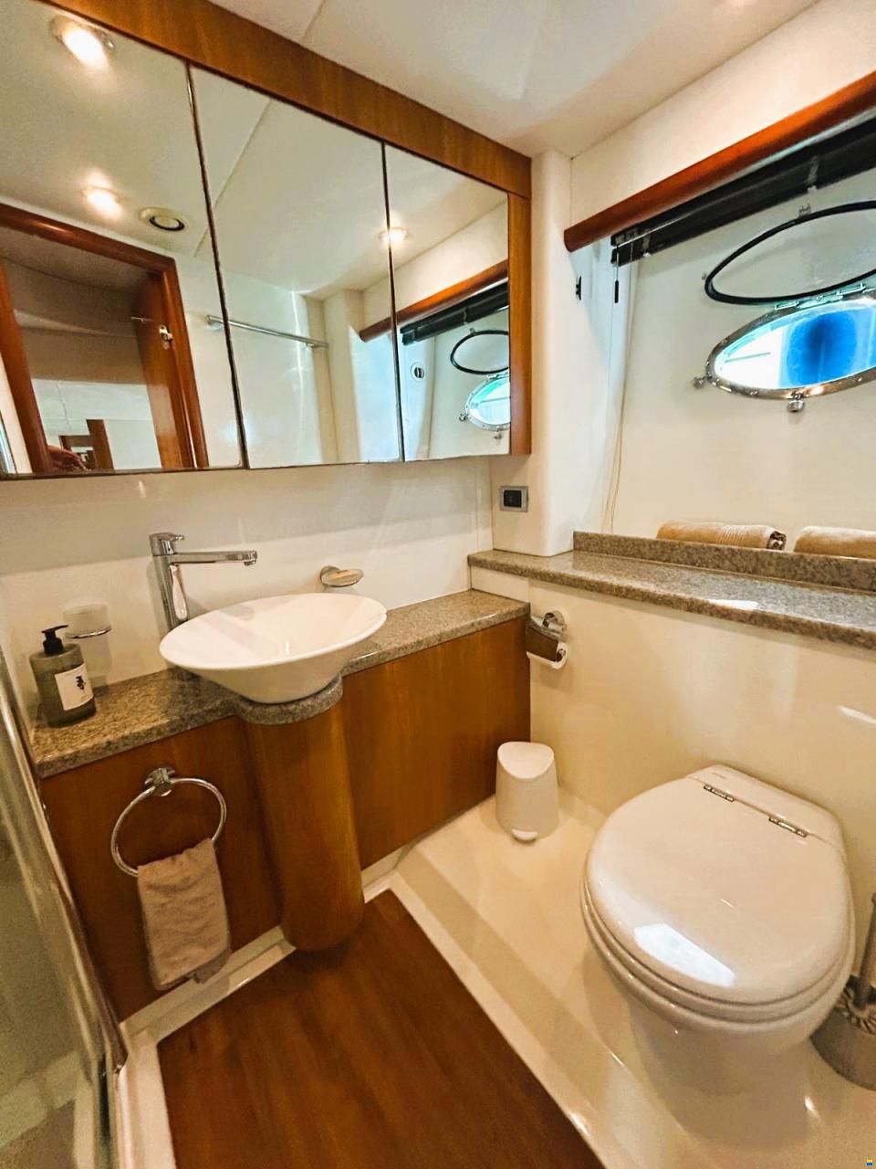 Sunseeker Manhattan 60