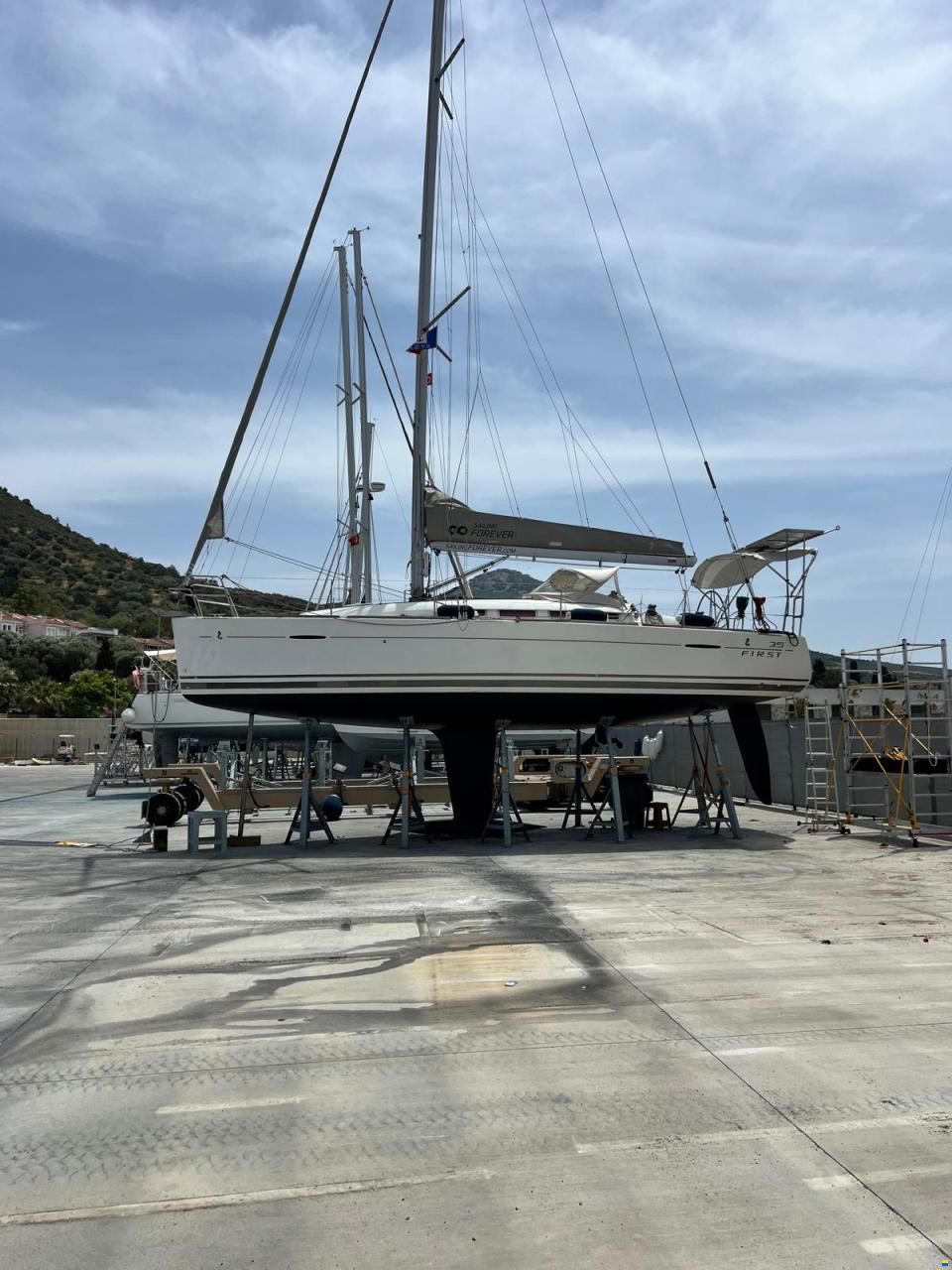 Beneteau First 35