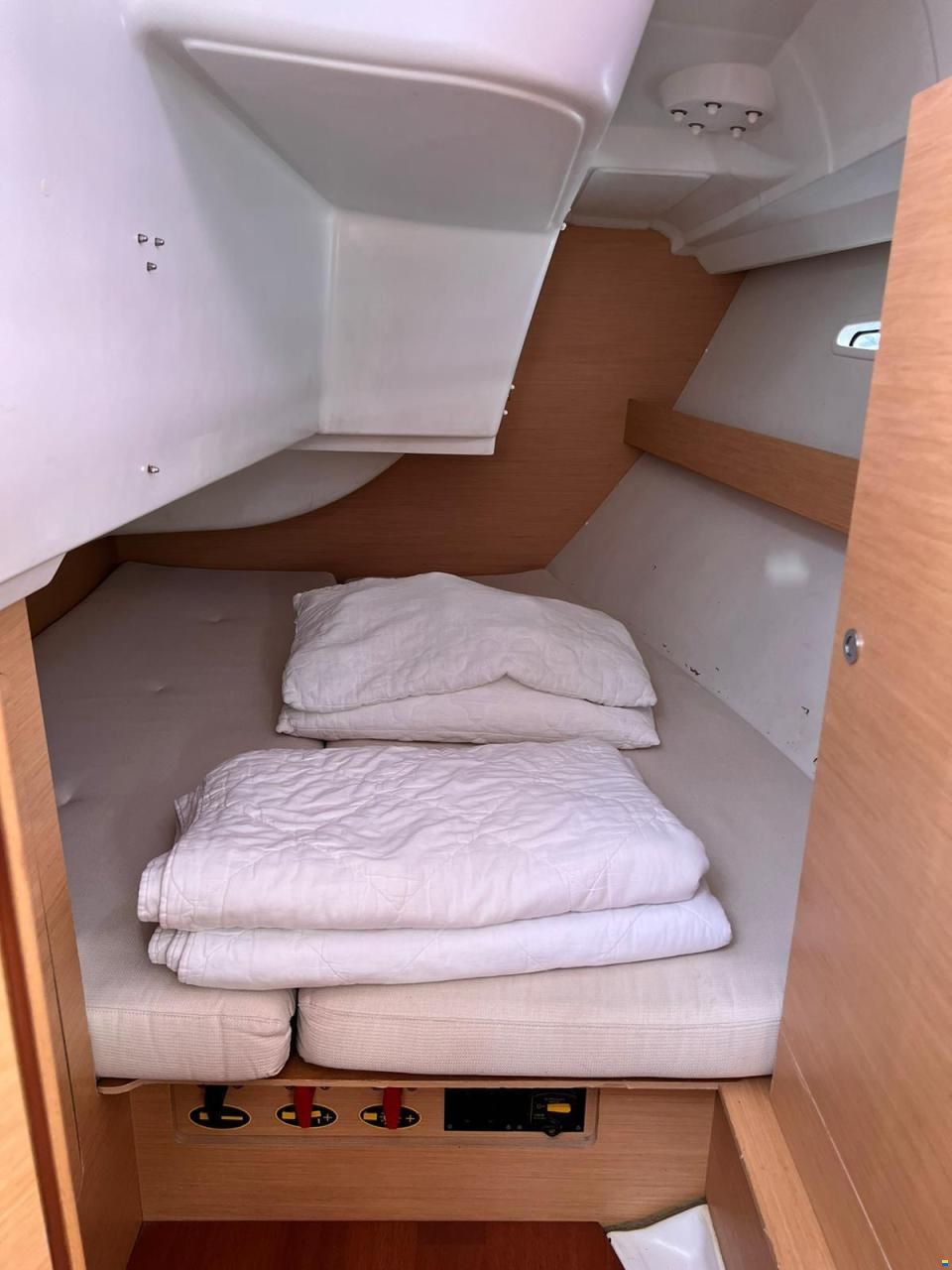 Beneteau First 35