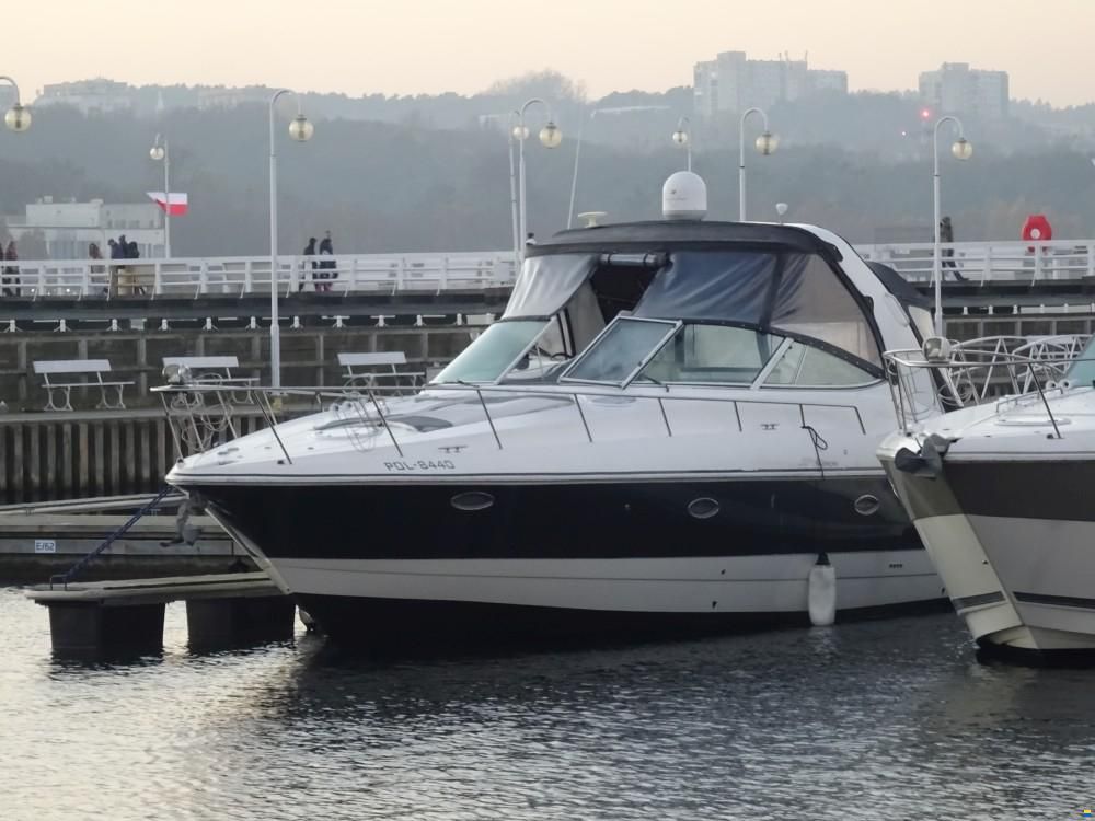 Cruisers 370 Express