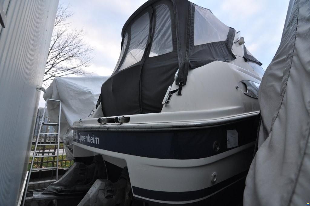 Bavaria 300
