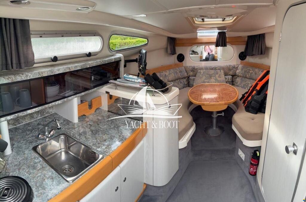 Sealine S 270