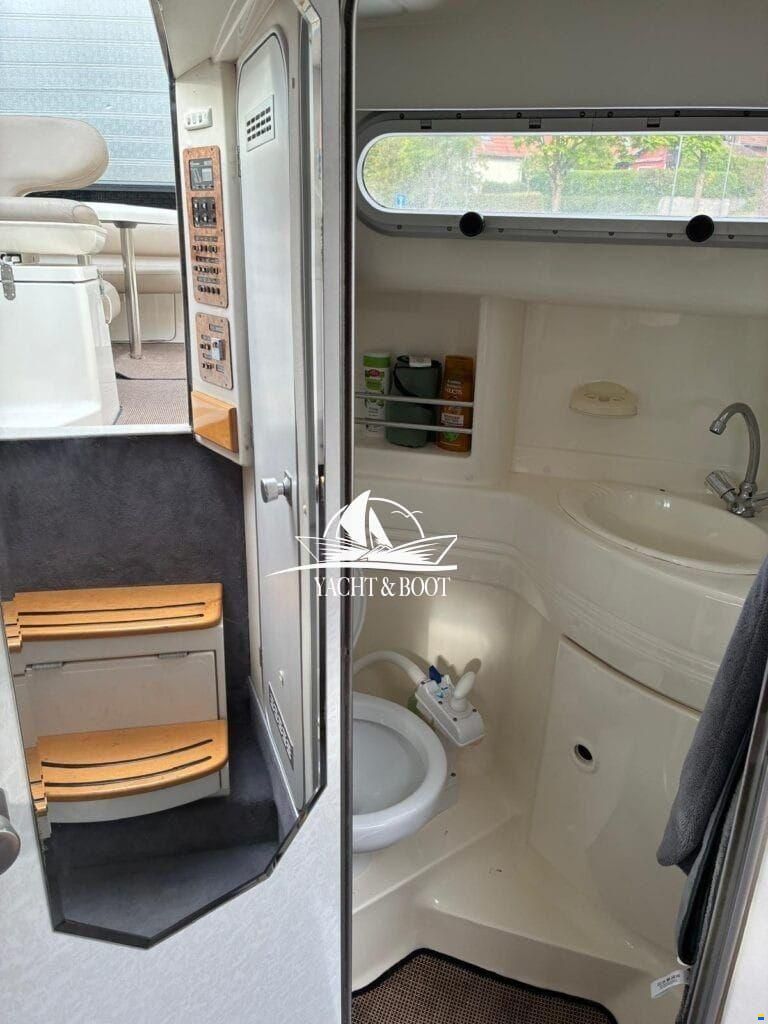 Sealine S 270