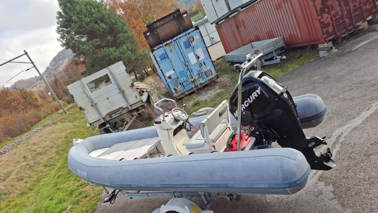 Valiant Vanguard 490