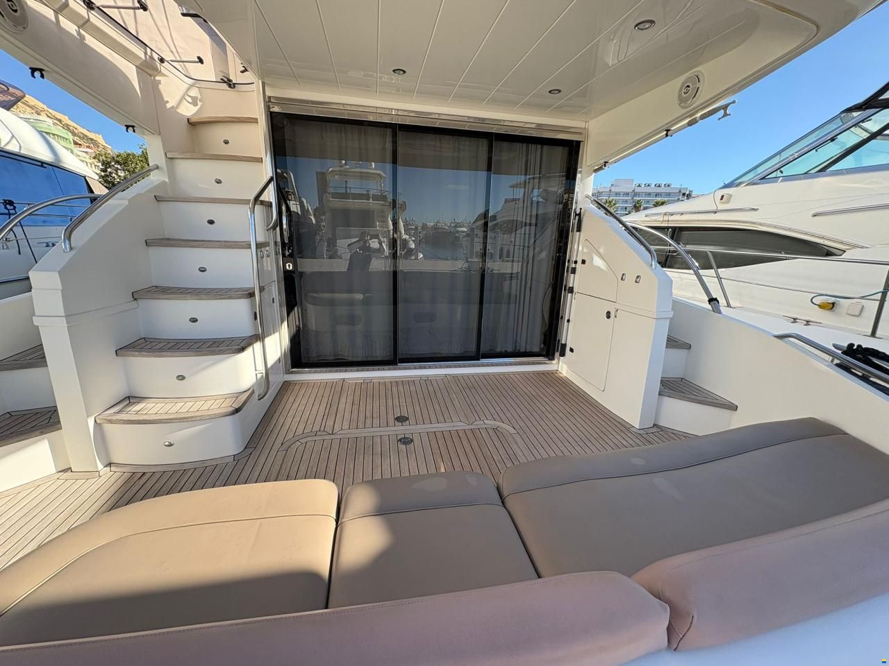 Princess 54