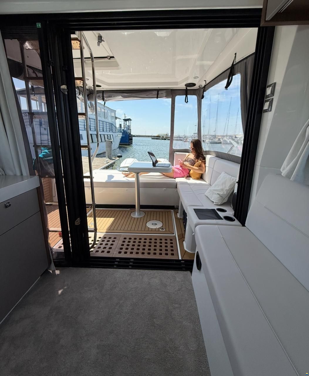 Beneteau Antares 11 OB Fly