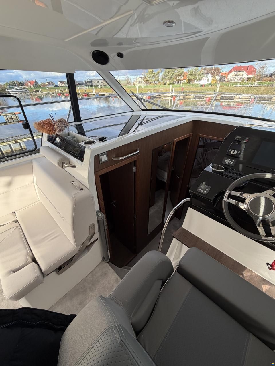 Beneteau Antares 11 OB Fly