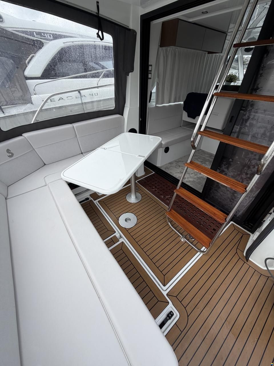 Beneteau Antares 11 OB Fly