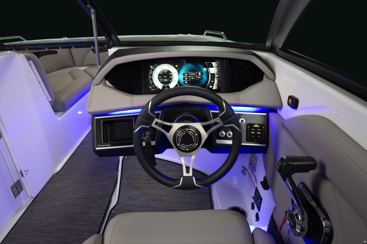 Four Winns HD3 Surf Edition