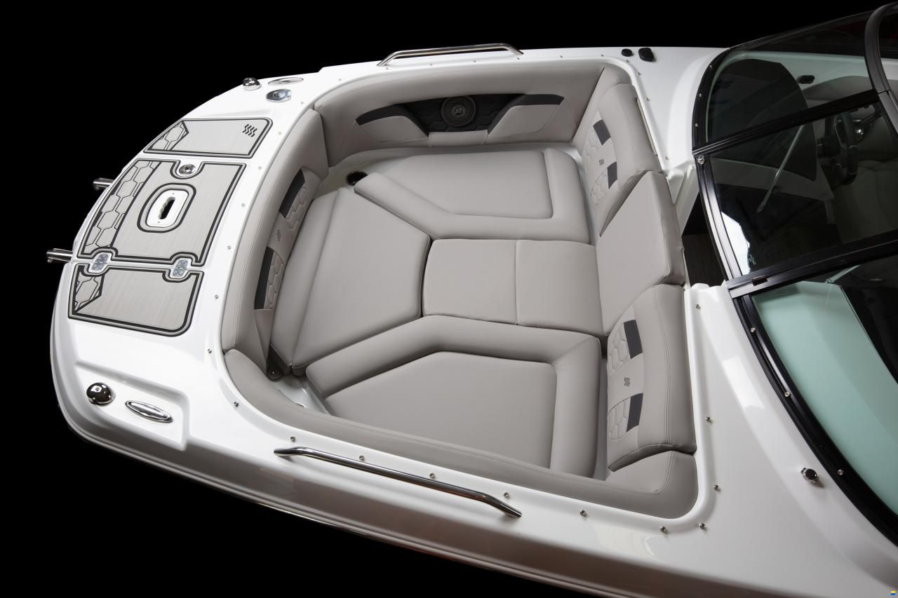 Four Winns HD3 Surf Edition