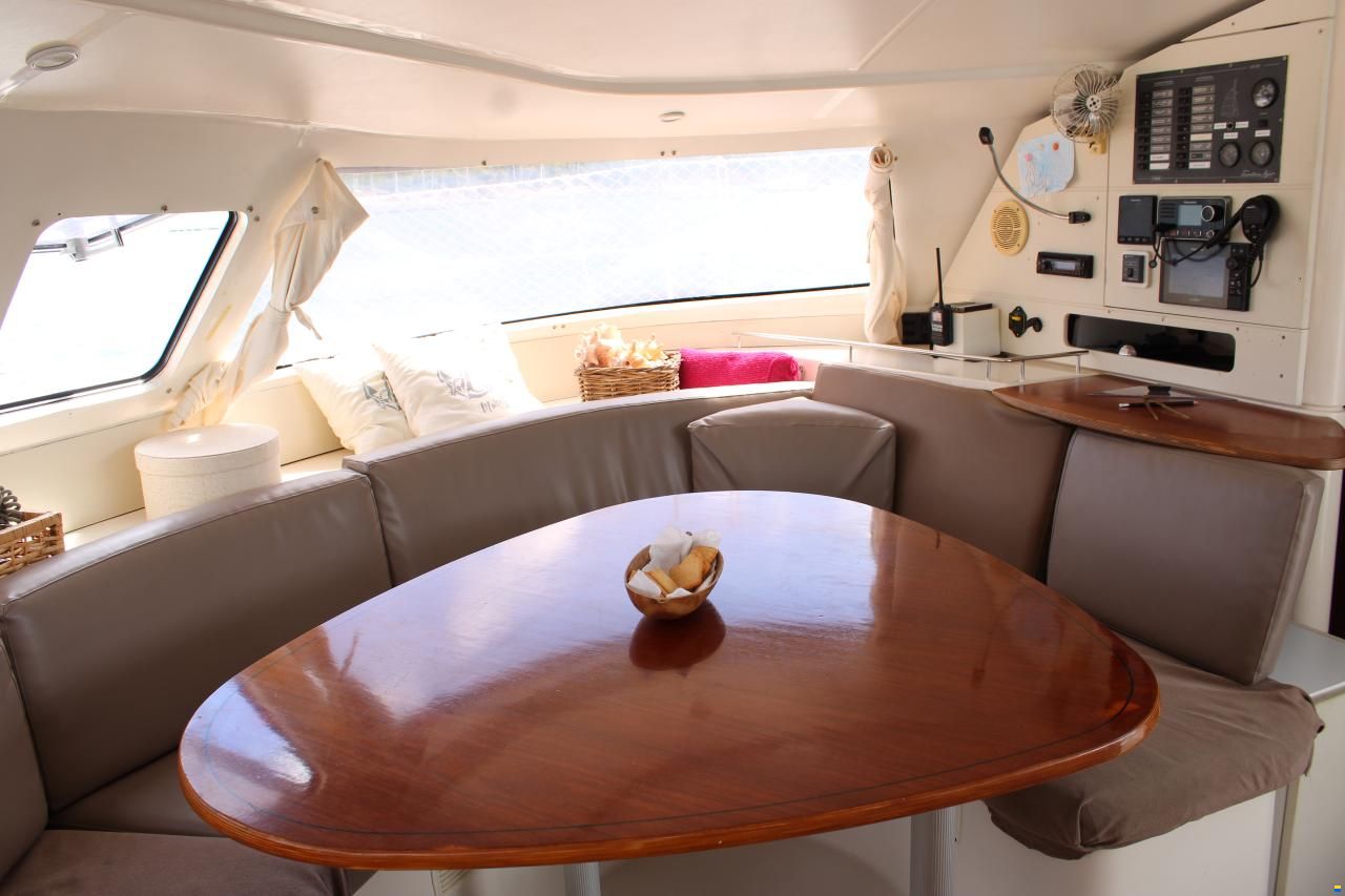 Fountaine Pajot Lavezzi 40