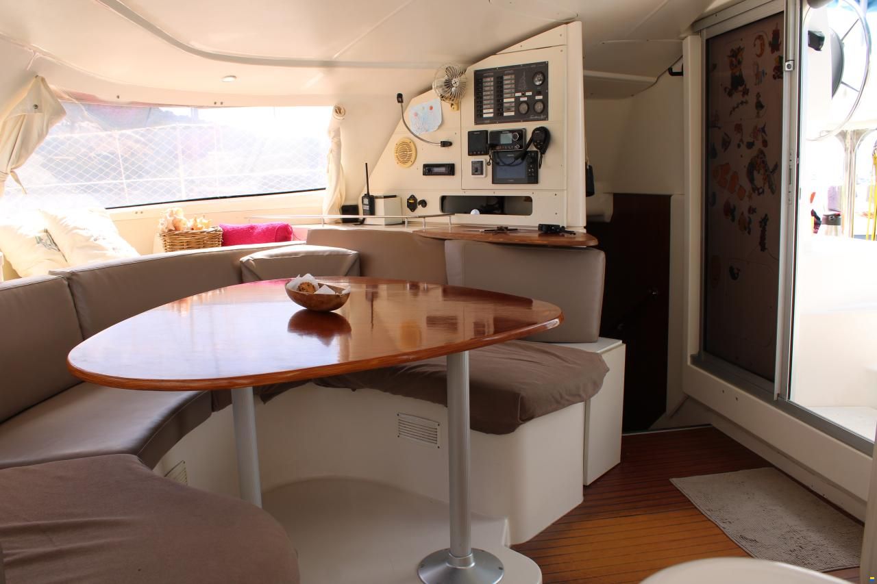 Fountaine Pajot Lavezzi 40