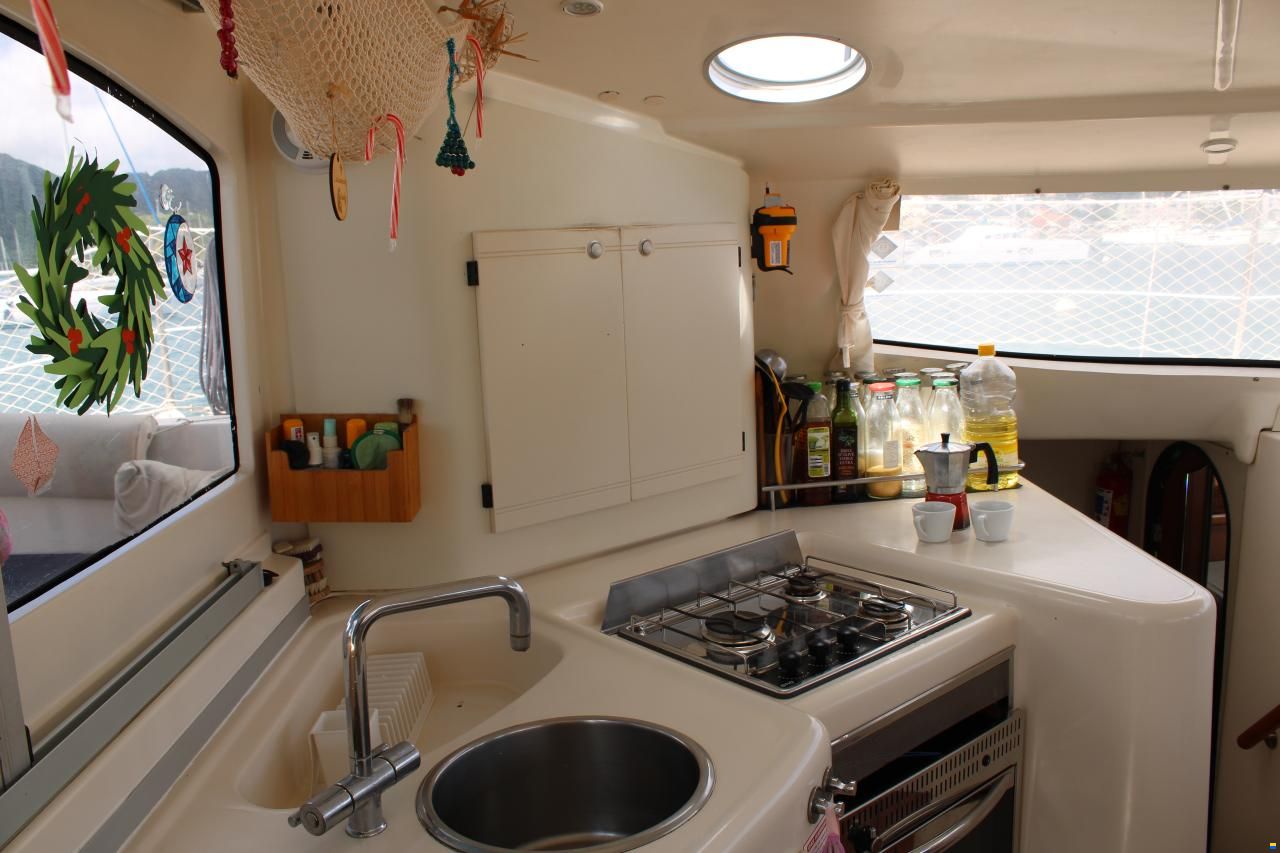 Fountaine Pajot Lavezzi 40