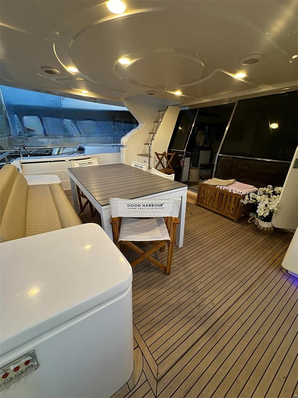 Ferretti 680