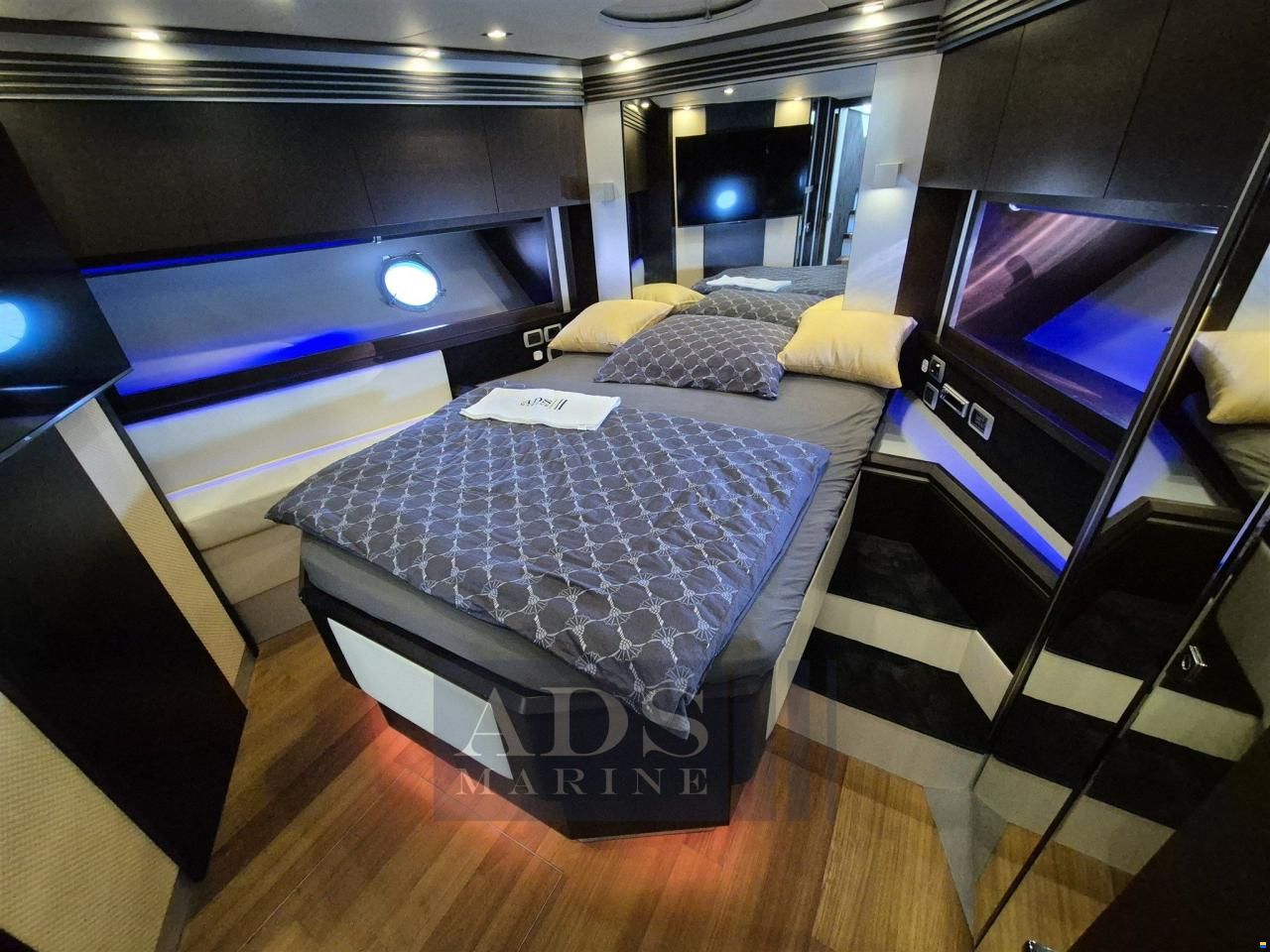 Dominator 62