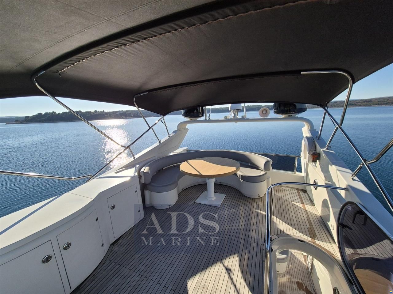 Dominator 62