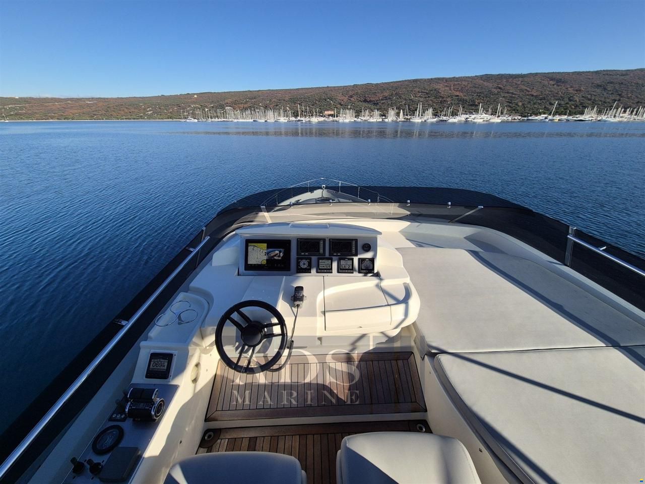 Dominator 62