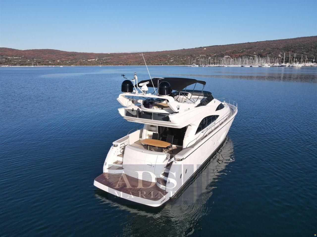 Dominator 62