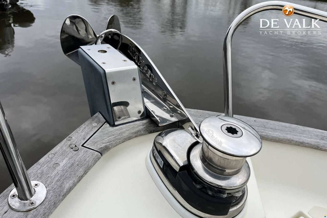 Rhea Marine 750