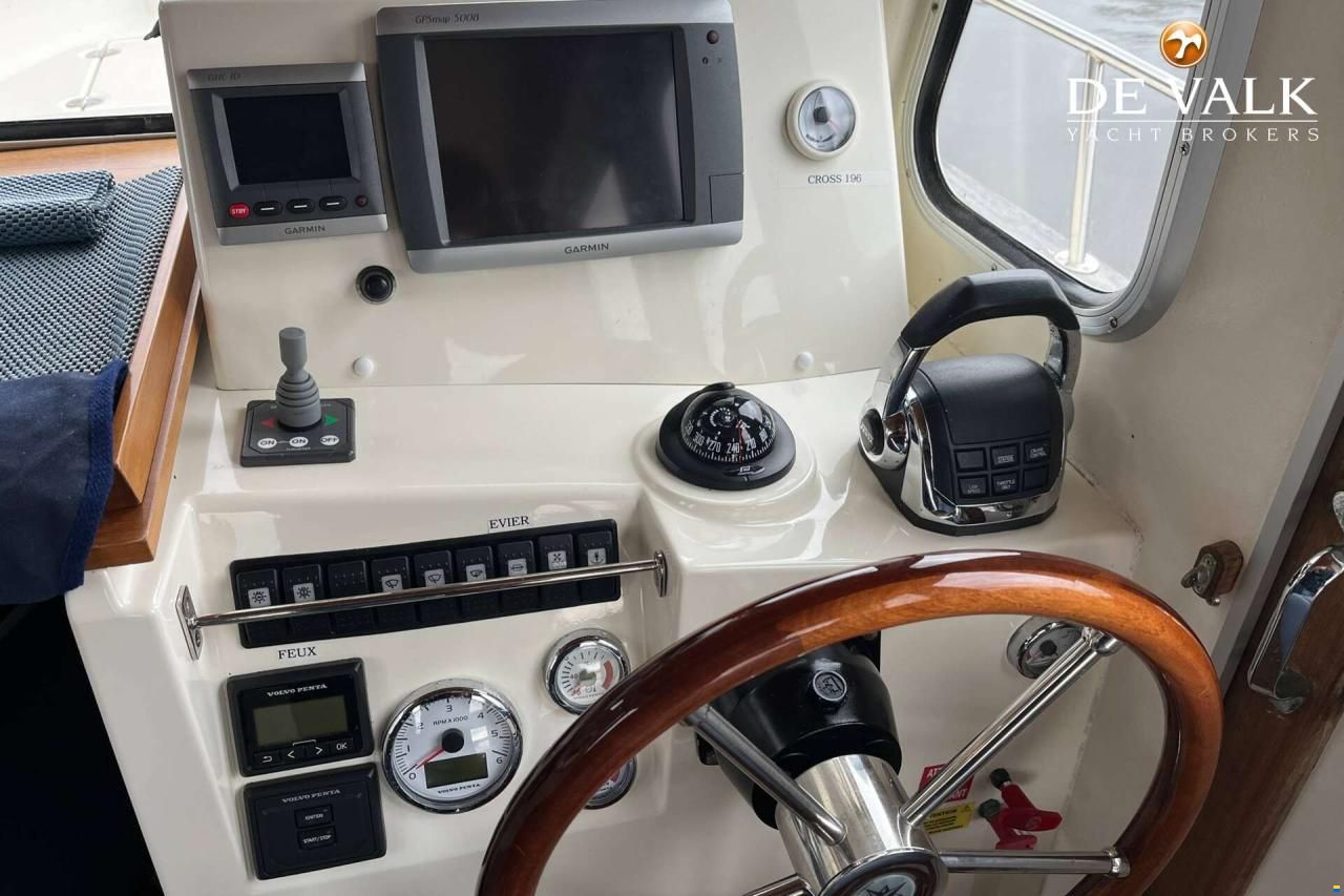 Rhea Marine 750